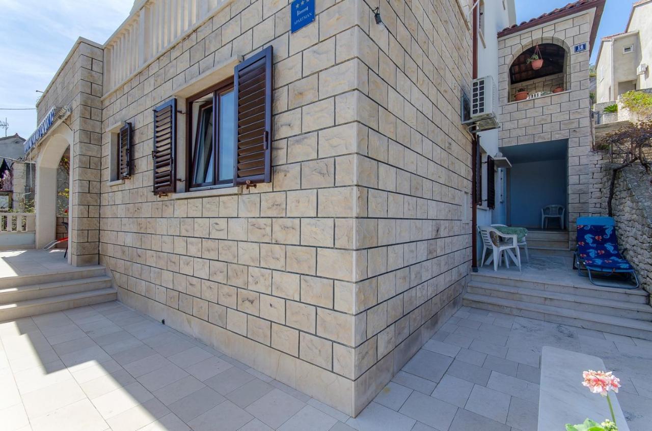 Apartments Goran Postira Exterior foto